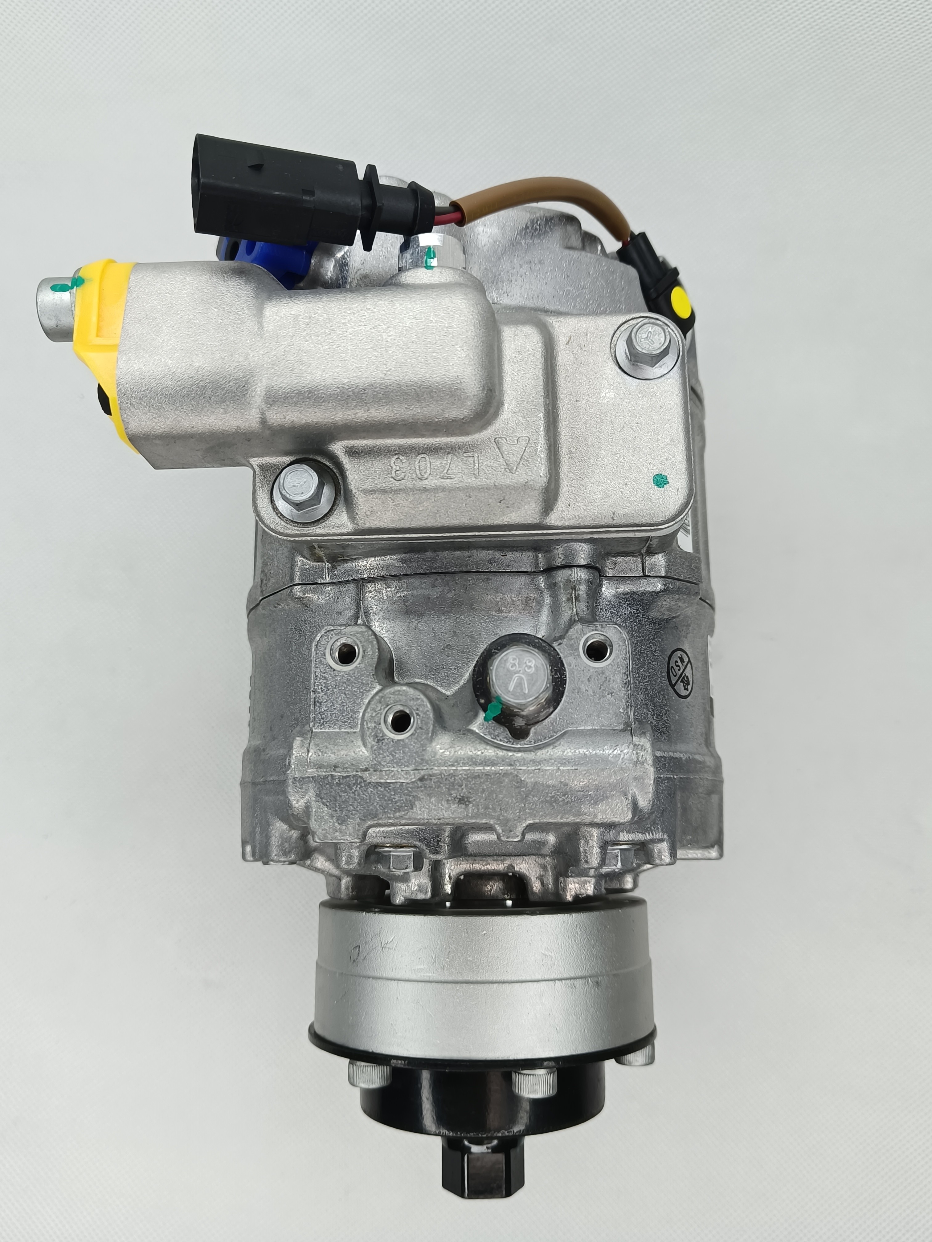 Auto Ac Conditioning Compressor For Audi Q7 4.2 4E0260805AS Compressor Assembly