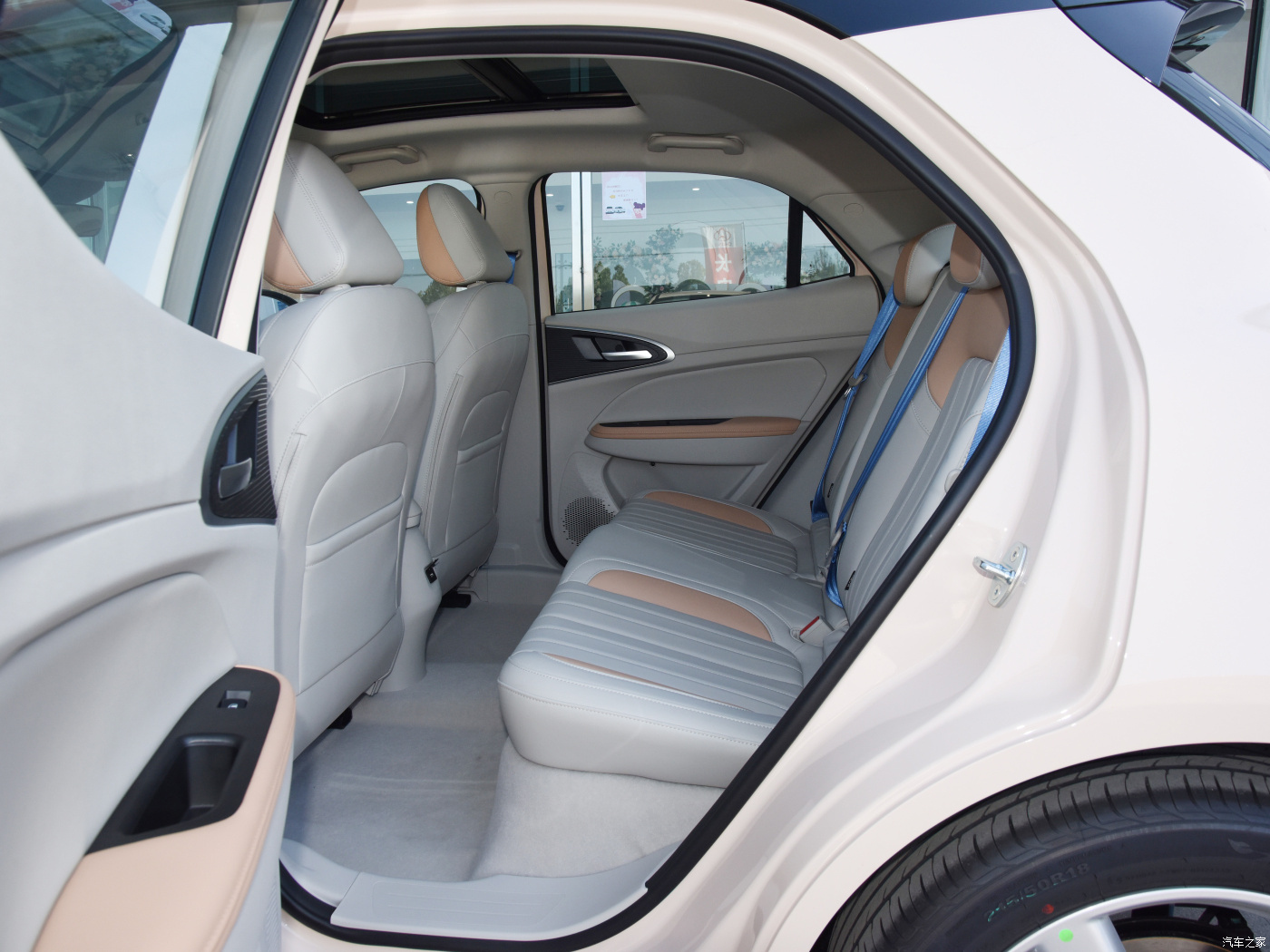 Hot selling Great Wall Oula 401KW adult electric vehicle