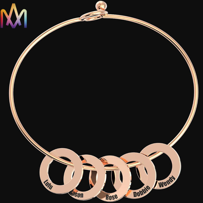 10.5g Womens Engraved Bracelets With Round Pendants