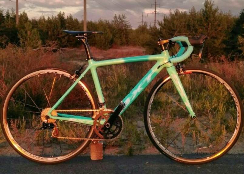 Rim Brake Carbon Road Bike 700C 23C Tires 22 Speed Shimano Groupset
