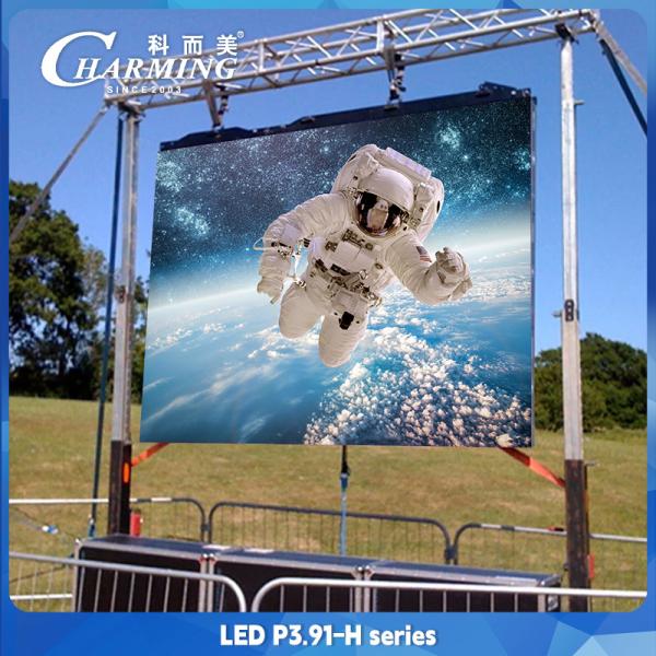 Outdoor Giant Stage Background LED Video Wall P3.91 Seamless Splicing Rental LED