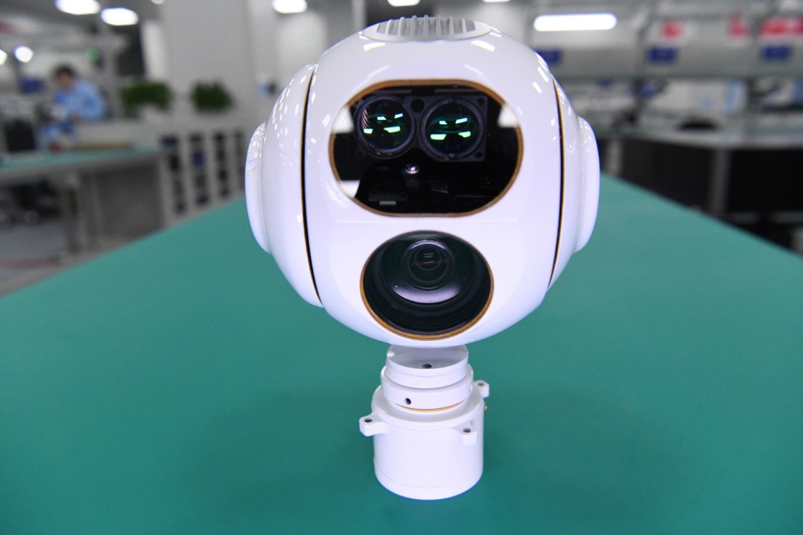 905nm 1000m Electro Optic Camera 3 Axis Gimbal Camera Support Target Postion
