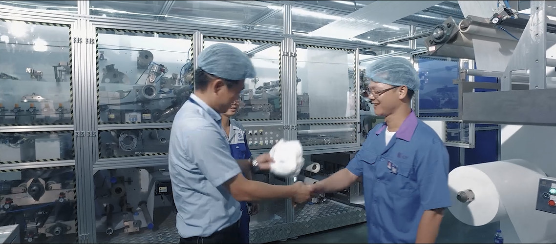 3 Phase 4 Lines 380V Female Sanitary Napkin Pad Machine