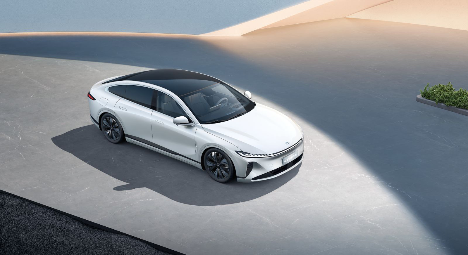 Chang'an A07 Sedan EV And Reev Two Combinations Battery Life 515km (EV) And 1200km (1.5T Engine Reev)