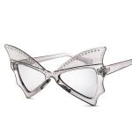 Oversized Women Bat Sharp Rivet Big Frame Sunglasses Personality Dance Party