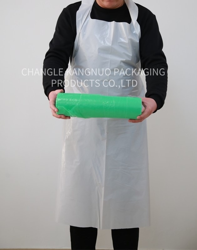 Green Color Plastic Aprons On A Roll Disposable Colored Food PE Aprons
