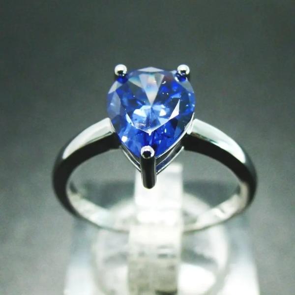 Sterling Silver Green Spinel Ring Fashionable Pear Shape Solitaire Wedding