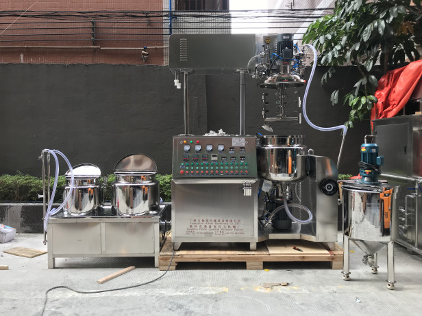 100L Automatic Vacuum Emulsifier Mixer For Body Lotion Making