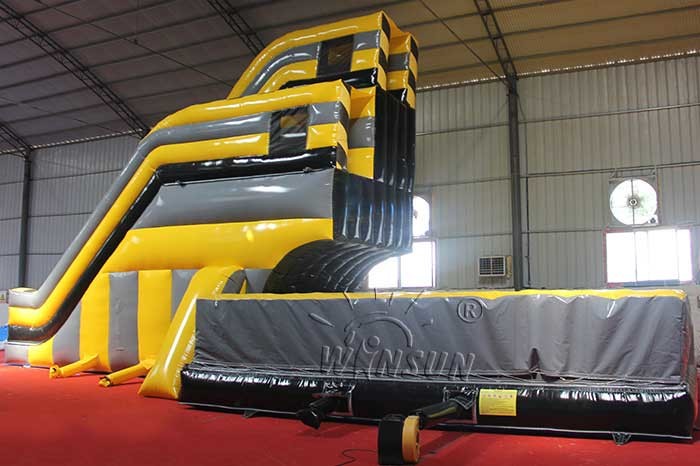 Lead Free Inflatable Outdoor Games High Altitude Platform Jumping Game