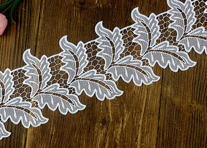 Leaf Guipure Polyester Lace Trim With Water Soluble Reach L4 High Color Fastness