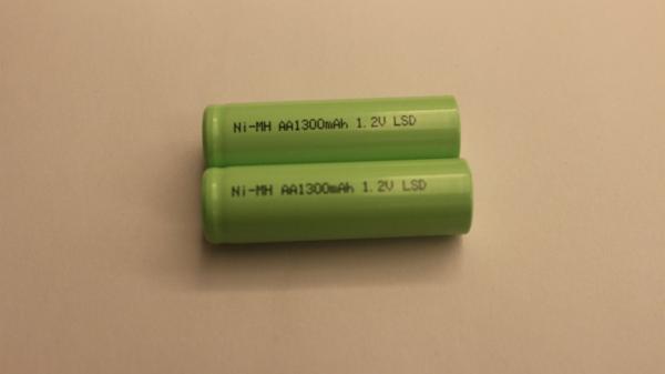 Cheap Low Discharge 1300mAh 1.2V aaa nimh rechargeable batteries Green Energy for sale