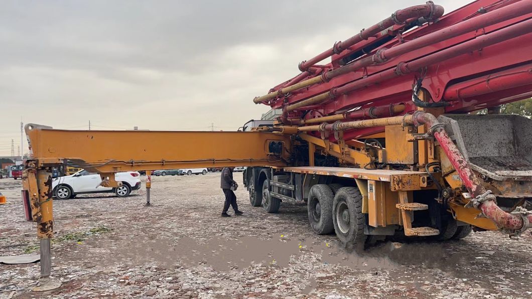 Stock 2013 Putzmeister 53m Used Concrete Pump Trcuk Boom Pump
