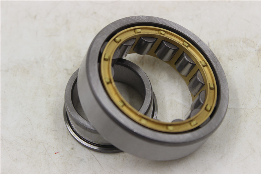 NJ305EM / C3 Flange Inside Ring Single Row Cylindrical Roller Bearings Chrome Steel V3