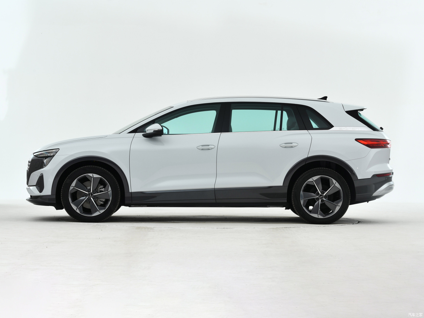 Chinese new design 2022 Luxury car new car Au di Q5