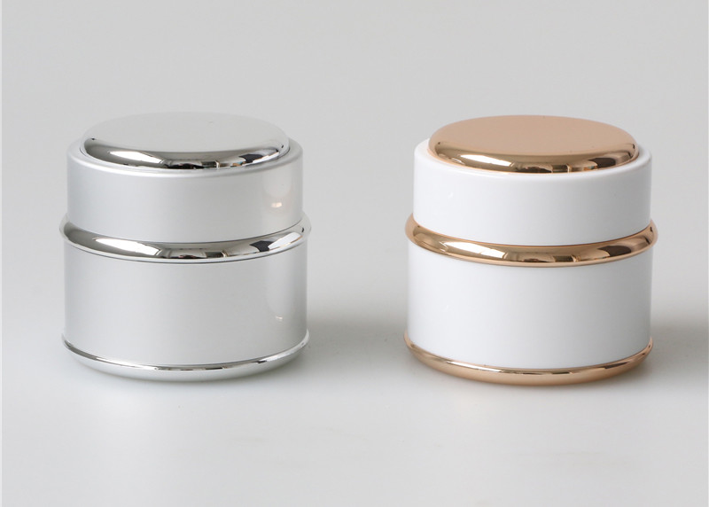 Luxury Empty Glass Lip Balm Containers PP Plastic Material Silver Color