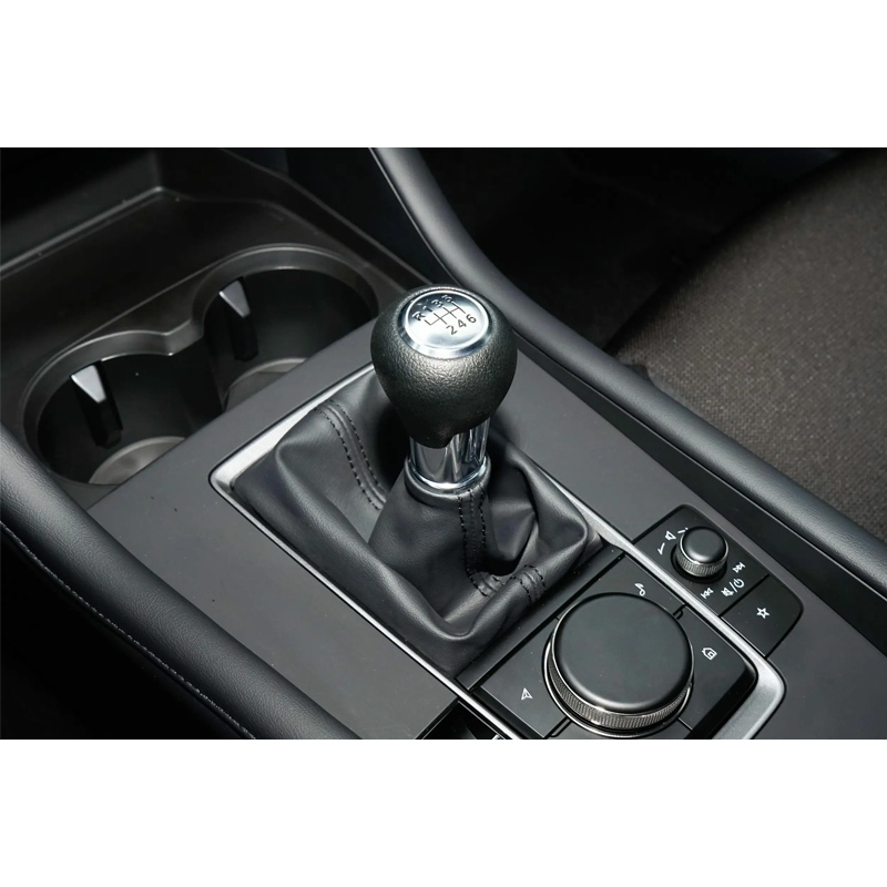 Changan Mazda 3 Compact Car R16 Manual Transmission Fuel Vehicle Enclave for Customer Requirements
