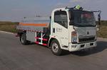 CCC Fuel Truck Diesel Engine Overall Dimension 5995×2050×2480mm