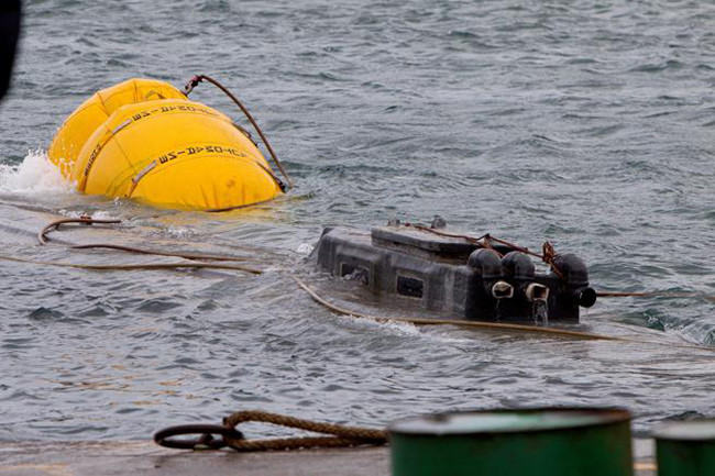 High Pressure Underwater Lift Bags , Inflatable Lifting Bags For Lifting Boats