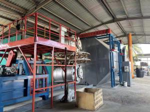 China Fully Automatic Roto Moulding Machine ，Shuttle roller molding machine，Rotary molding machine，Rotary plastic products production machine on sale