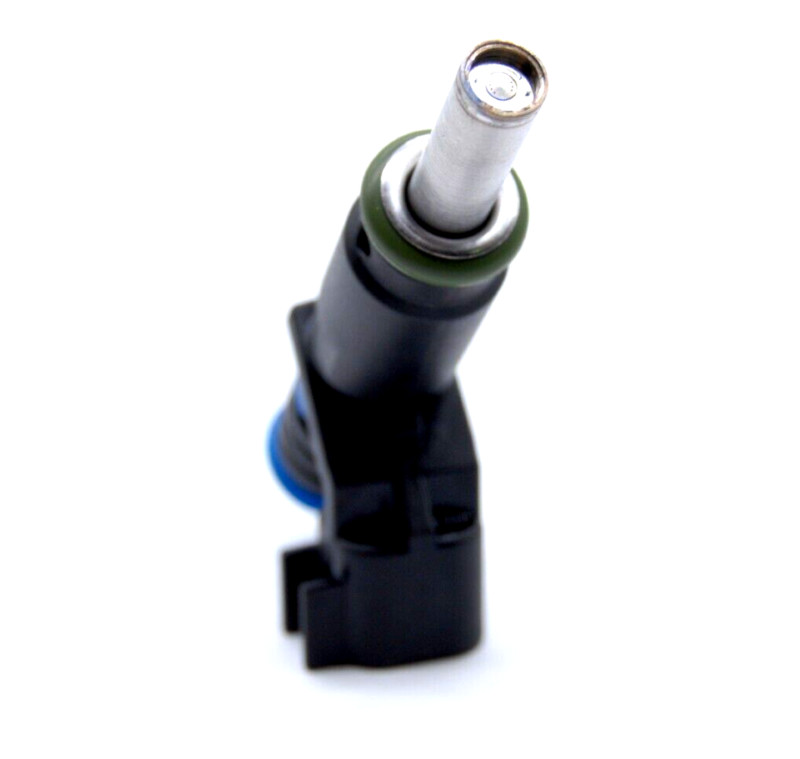 auto fuel injector For Chevrolet Cruze Trax Opel Astra Insignia 55562599