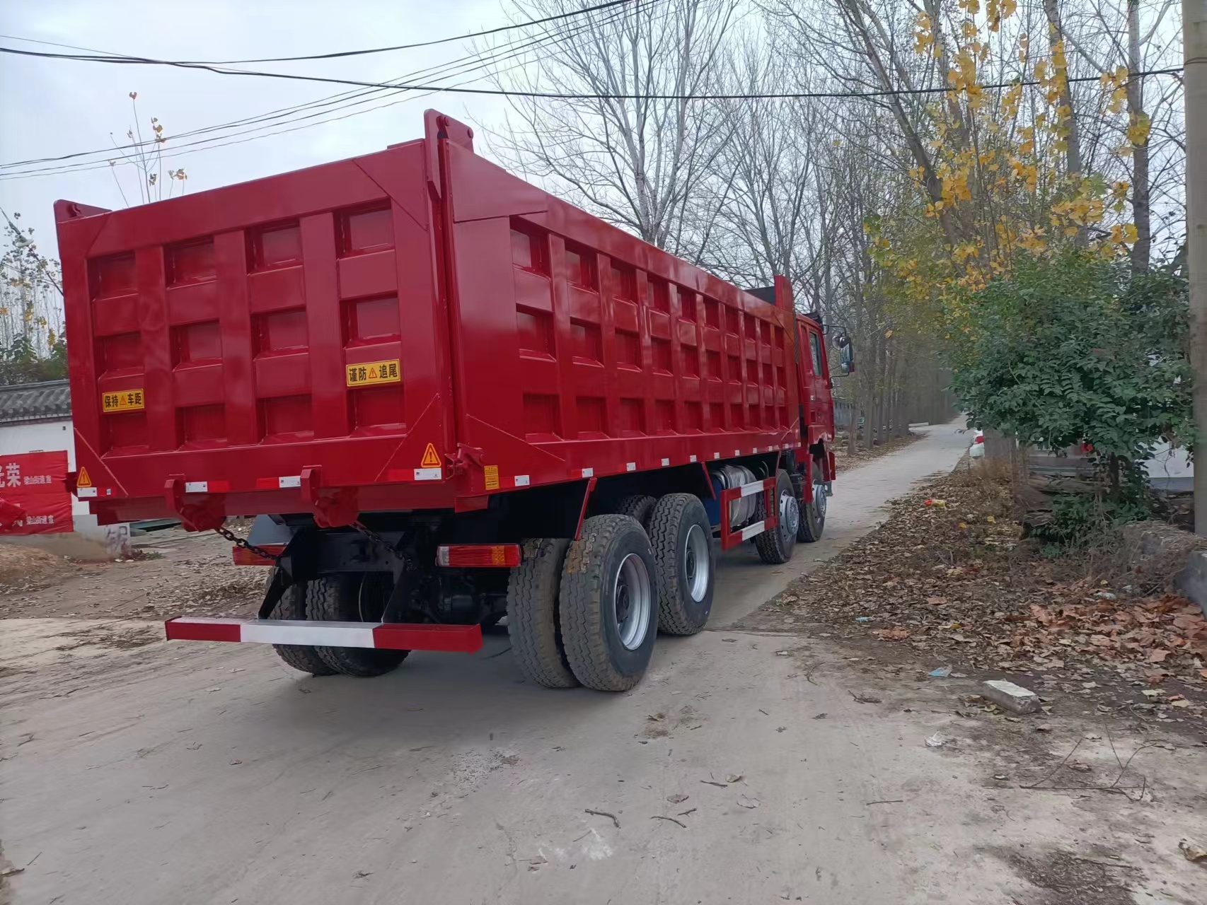 380hp Shacman 8x4 12 Wheeler Tipper Dump Truck with Electronic Stability Control System