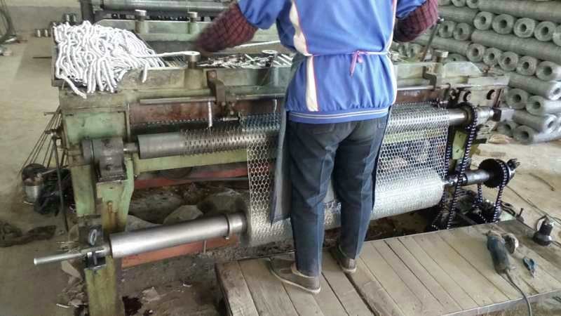 1/2 Inch Hexagonal Wire Netting Hot Dipped Galvanized With 1.2mm-5.0mm Aperture