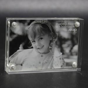 High quality Acrylic photo frame with very good prices!