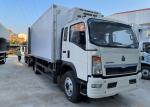 HOWO 4×2 5-10 Ton Small Refrigerated Box Truck Low Energy Consumption