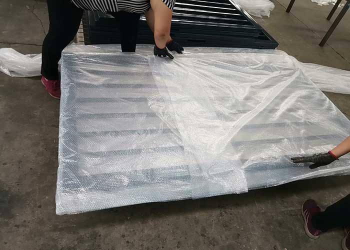Easy Installation PVC Coated 2*4m Metal Garden Fence Gate