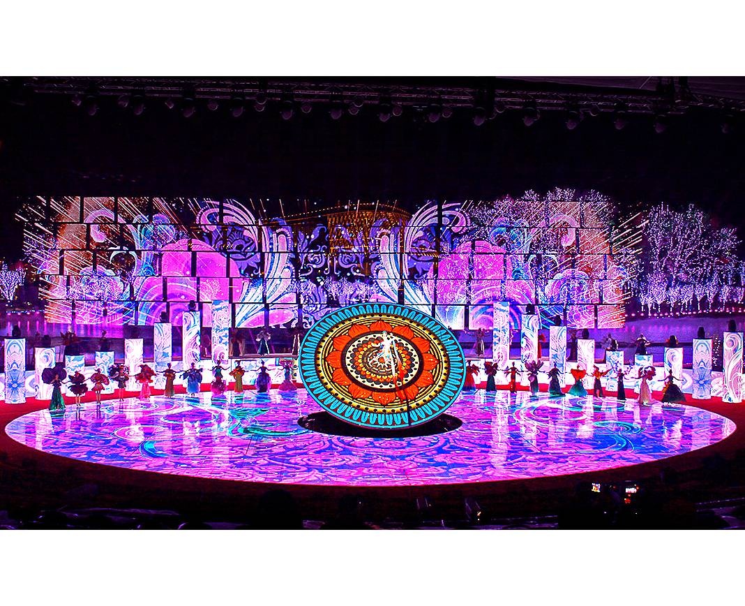 P2.6 P2.9 P3.9 P4.81 Indoor Full Color Led Display Wall Screen LR Series