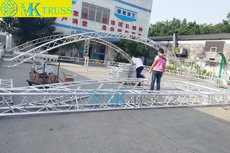 Fashionable Aluminum 6082-T6 Flat Circle Roof Truss System for Event Setup and Design