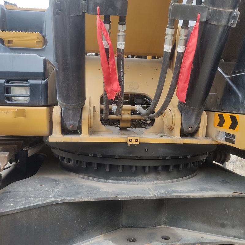 1.4-2.0m3 Bucket Capacity CAT 330D Excavator 33 Ton Machine Weight for Heavy Industry