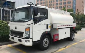 Quality 3.2 Tons Rear Axle YN4102 3000 Liter HOWO Light Truck wholesale