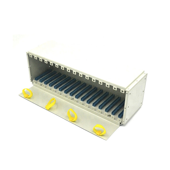 16 Slots 1x8 Fiber Optic Splitter 19 Inch 3.5U LGX Chassis