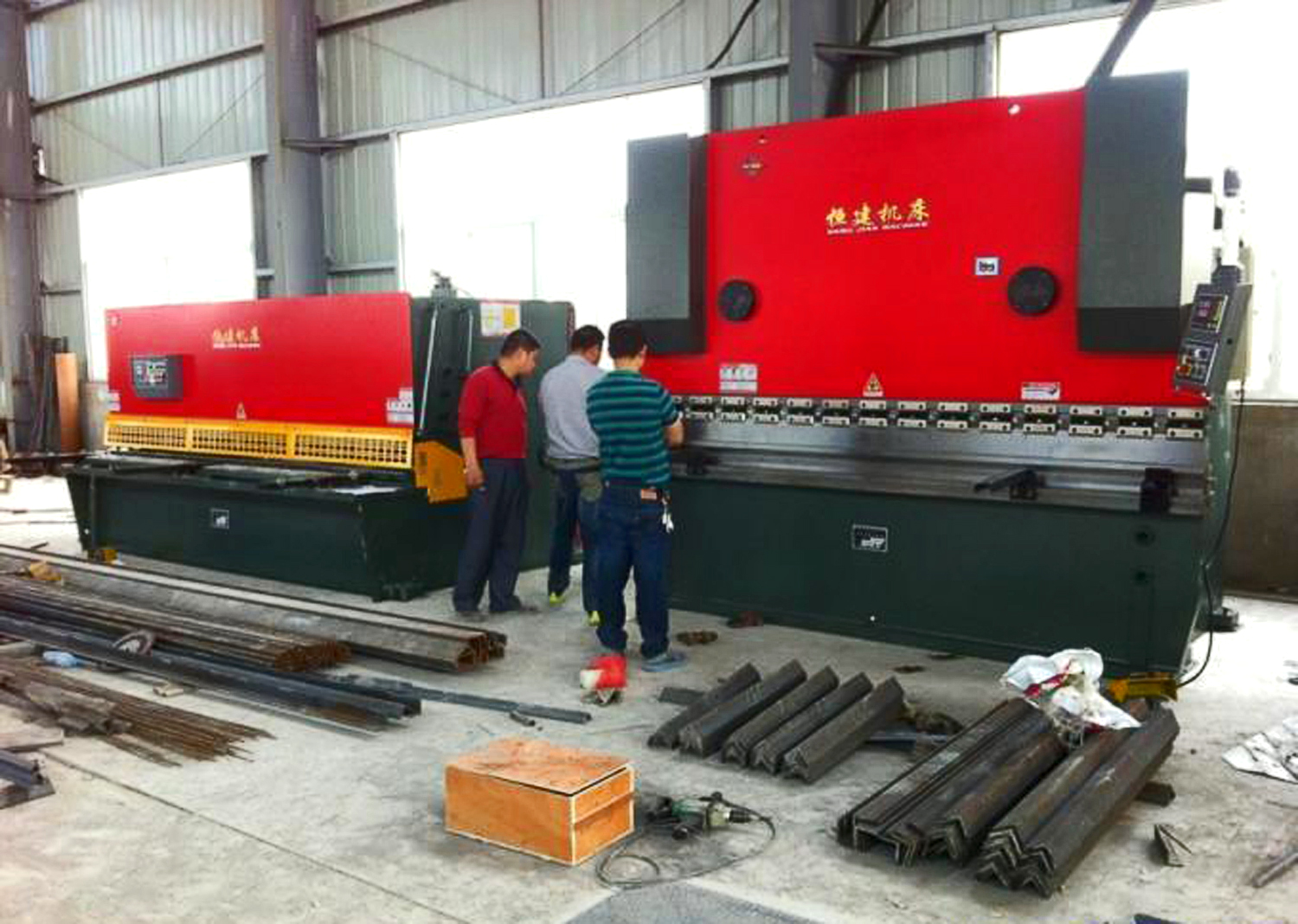 1300 KG Woodworking Machine Automatic Reciprocating Saw with Simple Mini Beam Saw SKY1325