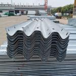 Q235 Q345 Galvanized W Beam Thrie Beam Traffic Barrier for Highway Construction