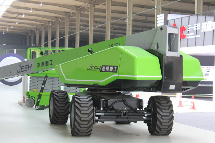 Telescopic Boom Lift With Weight 4wd 14500kgs Working Height 29m