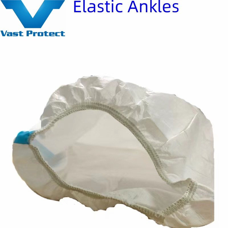 Smooth Breathable Disposable White Microporous Clothes with Hood for Cleanroom