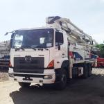 HINO 700 47m Concrete Boom Pump Truck Mounted 382KW For Construction