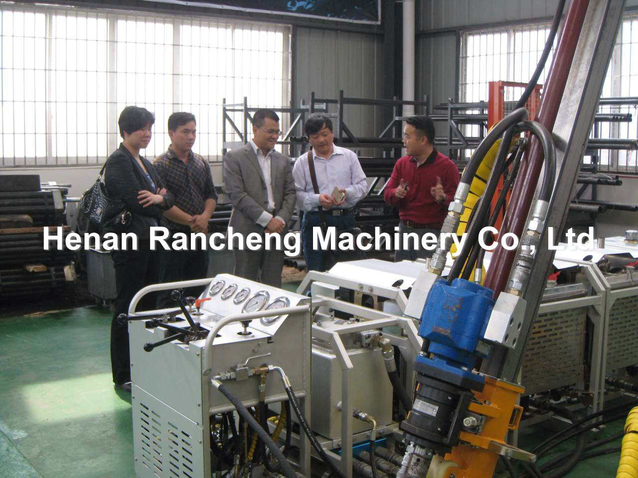 Manual Lifting Core Drilling Machine 32HP X3 Diesel Engine 100m / 300m / 600m Depth