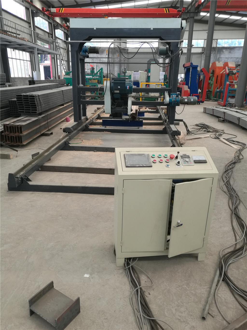 Angle circular swing blade sawmill, Timber swing electric automatic circular saw machine