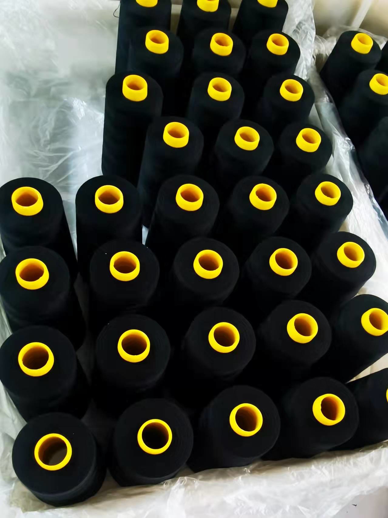 320gram 20S/3 Polyester Sewing Thread TFO Color With Good Color Fastness