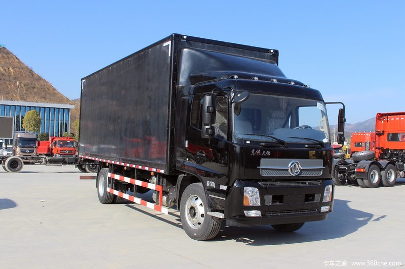 Dongfeng 4x2 180hp LHD Heavy Truck 10T 12T 15T Cargo Box Diesel Fuel Auto Euro 5 Sale