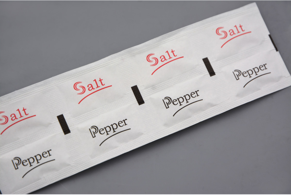 Customized Granule Spice VFFS Packing Machine For Salt And Pepper Sachet Pouch
