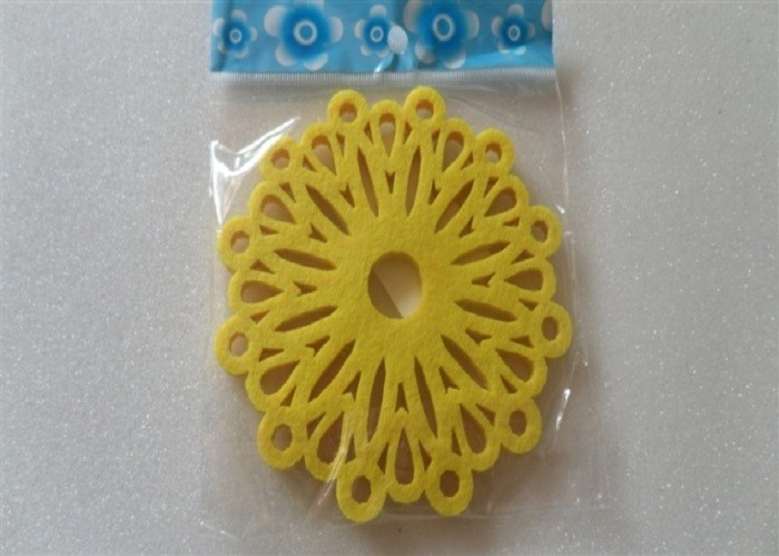 Needle Punched Non Woven Polyester Fabric Non Slip Fabric Cup Mat Use