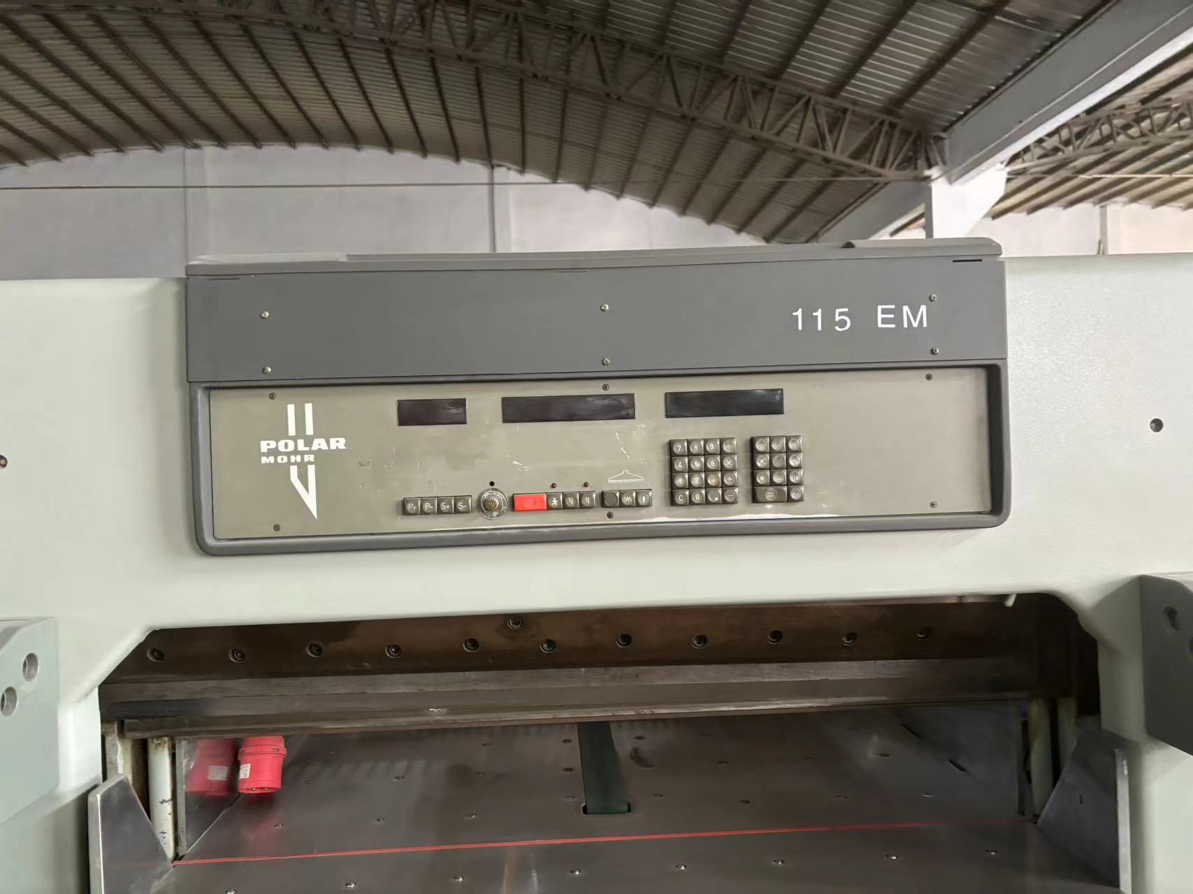 Polar 115 EM Guillotine Second Hand Paper Cutting Machine for Machinery Repair Shops