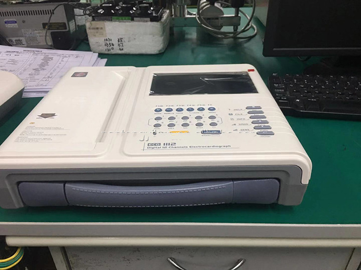 Electrocardiograph Ecg Machine Wigh Good Price