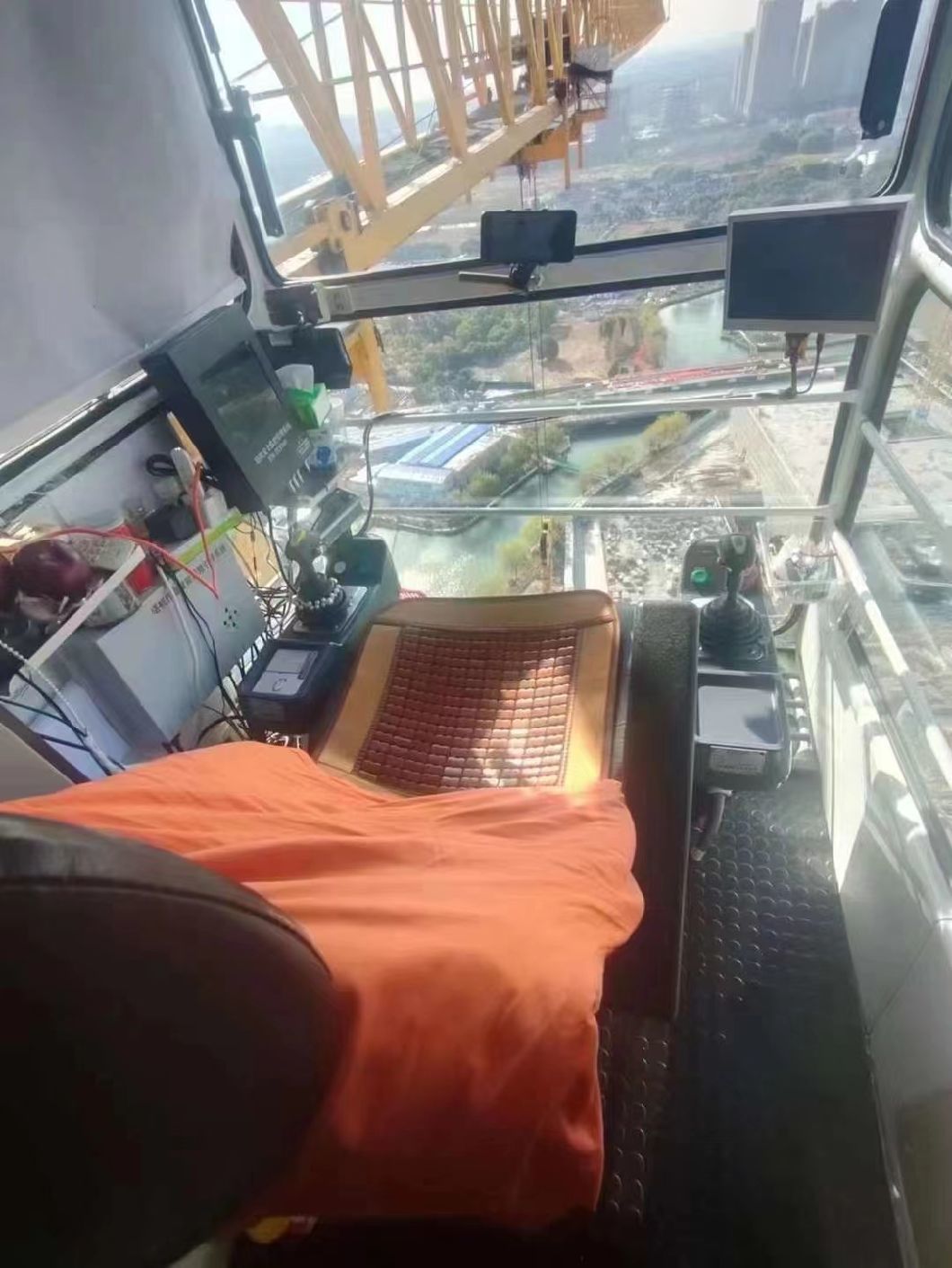 Please Contact Me as Soon as Possible. in 2019, a Zoomlion T600 Tower Crane Needs to Be Removed and Picked up at Any Time