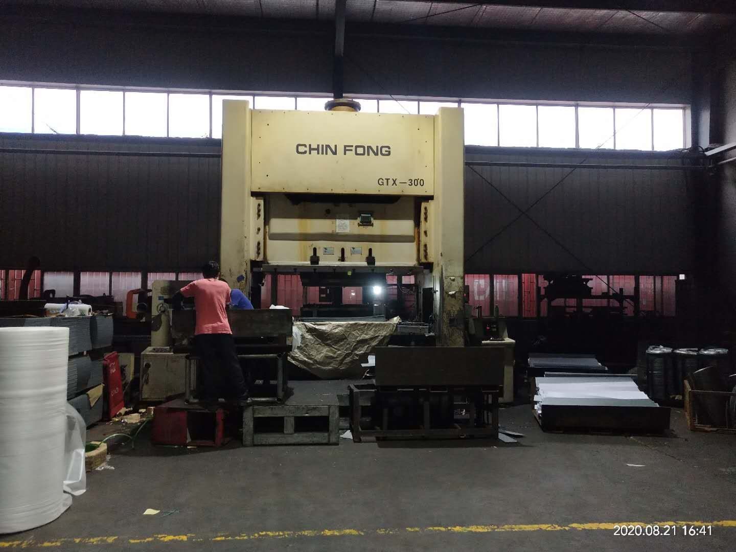 0.1 Tolerance Deburr Surface Metal Plate Stamping Service