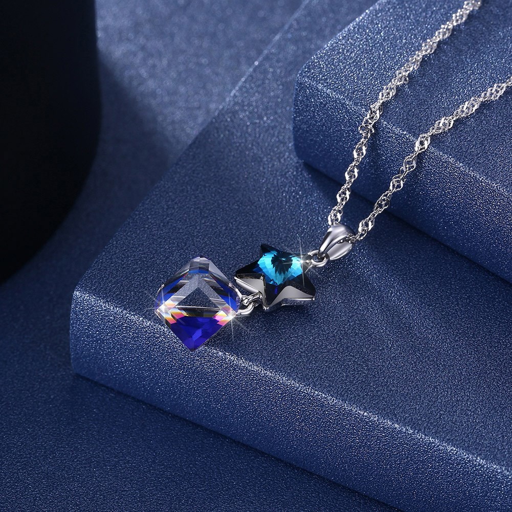 5A 3.7g 45cm Cubic Zirconia Star Necklace ODM Sterling Silver Diamond Necklace